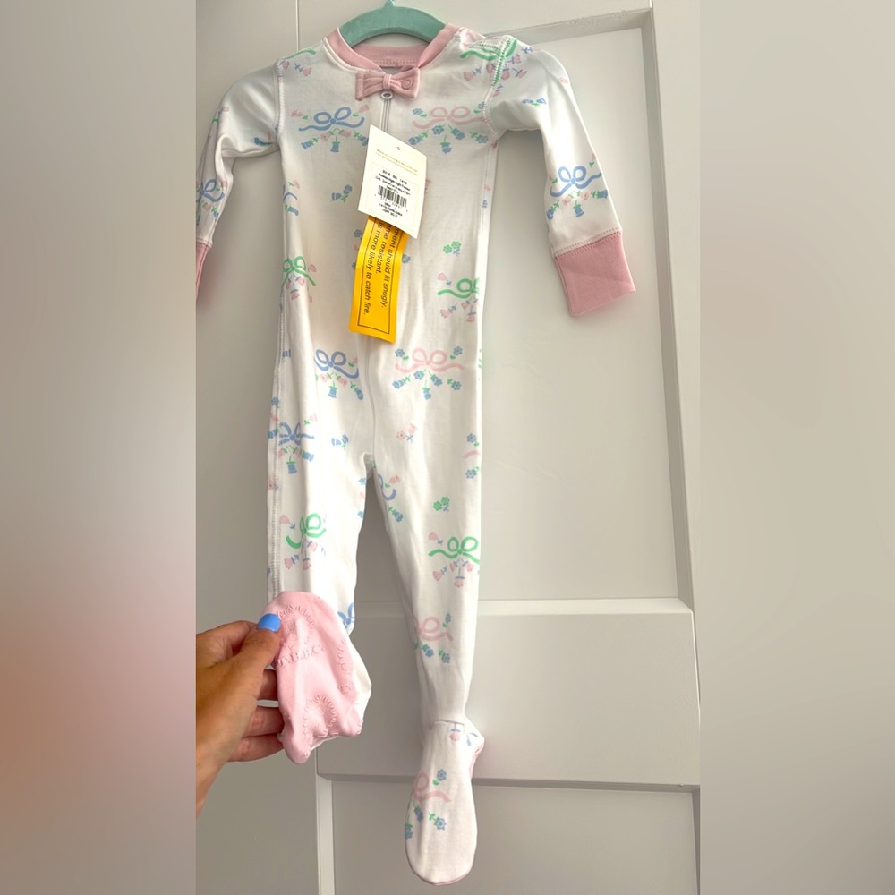 The Beaufort Bonnet Co Noelles Night Night Footer Sleeper Size 3-6 months